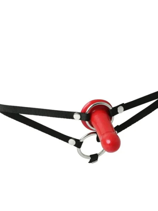 Ménage à Trois Strap On